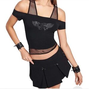 I.AM.GIA. Off the shoulder black top